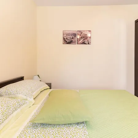 Hébergement de vacances House Suzi *