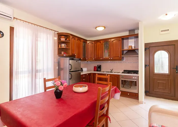 House Suzi Holiday home *