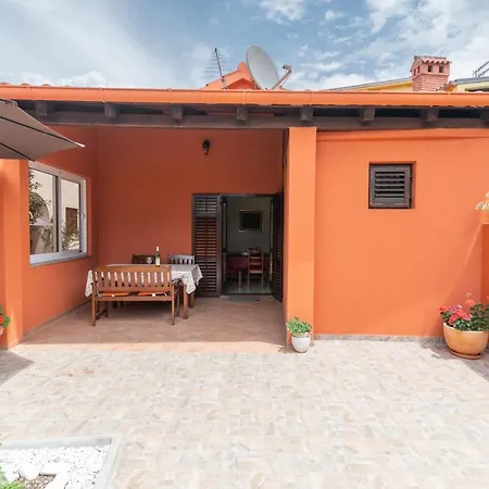 House Suzi בית נופש